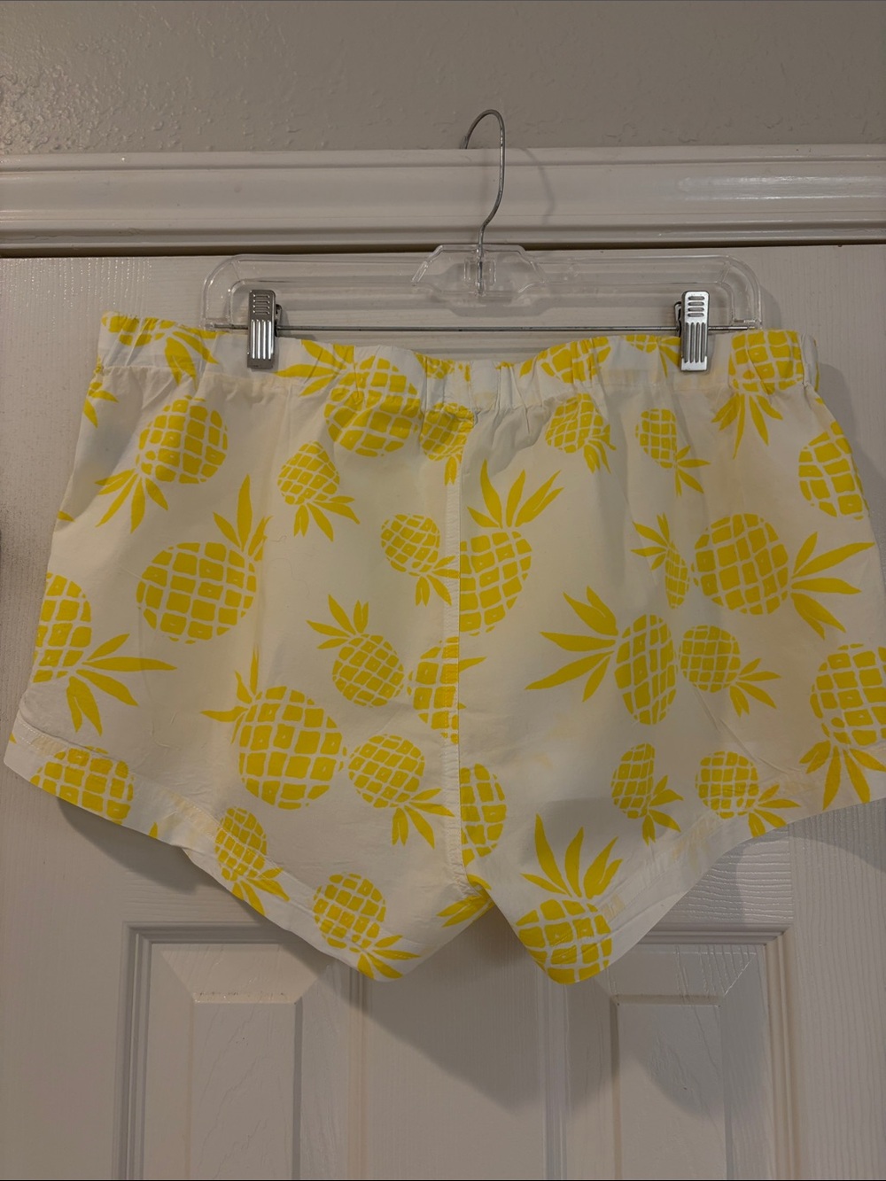 J Crew Yellow Pineapple Print Women’s Pajama Shorts - Picture 2 of 4